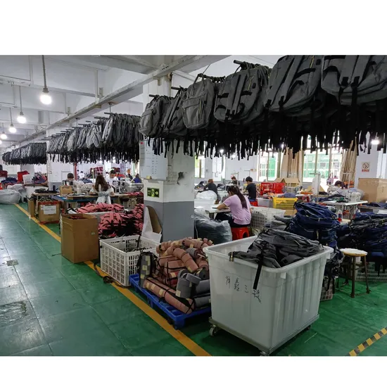Produttore all'ingrosso personalizzato Zaino in nylon di grande capacità Zaino a doppia spalla Trasformabile in borsa per pannolini per lettino per neonati